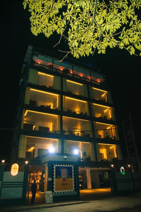 The Convoy Hotel Дибругар Екстериор снимка